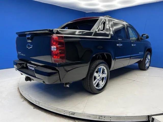 used 2013 Chevrolet Avalanche car, priced at $34,895