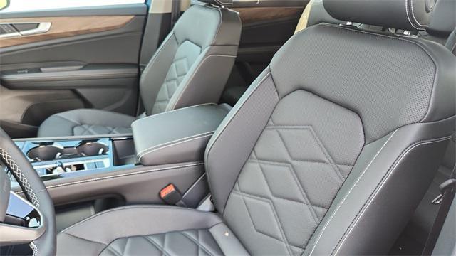 new 2026 Volkswagen Atlas car, priced at $47,726