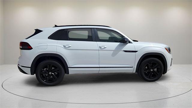 new 2025 Volkswagen Atlas Cross Sport car, priced at $51,372