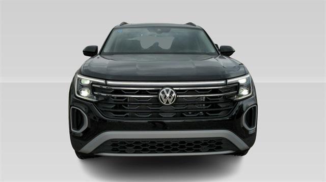 new 2024 Volkswagen Atlas car, priced at $46,844