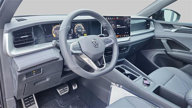 new 2025 Volkswagen Tiguan car, priced at $37,288