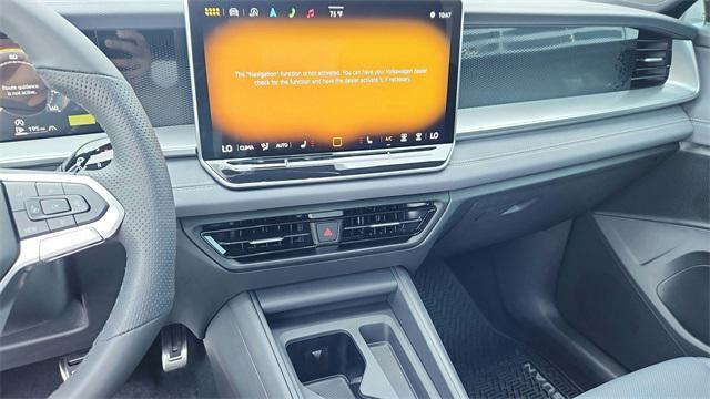 new 2025 Volkswagen Tiguan car, priced at $37,288
