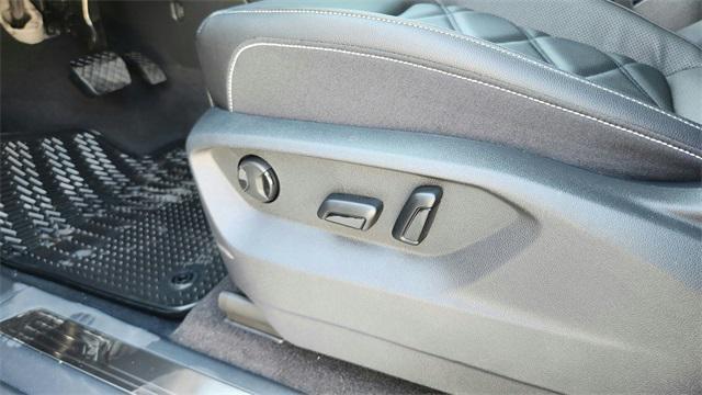 new 2026 Volkswagen Atlas car, priced at $47,586