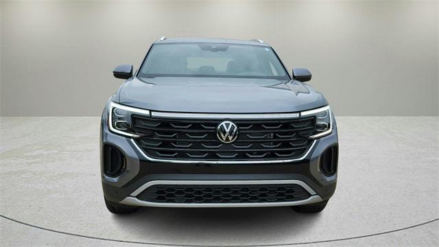 new 2024 Volkswagen Atlas Cross Sport car, priced at $44,399