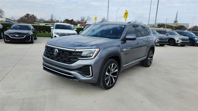 new 2025 Volkswagen Atlas car, priced at $52,446