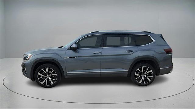 new 2025 Volkswagen Atlas car, priced at $51,722