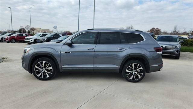 new 2025 Volkswagen Atlas car, priced at $52,446