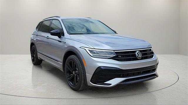 new 2024 Volkswagen Tiguan car, priced at $33,069