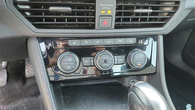 used 2019 Volkswagen Jetta car, priced at $15,389