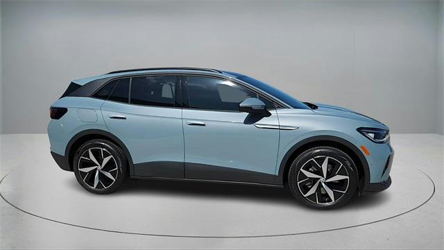 new 2025 Volkswagen ID.4 car, priced at $44,136