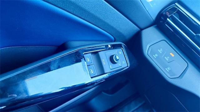 new 2025 Volkswagen ID.4 car, priced at $44,136