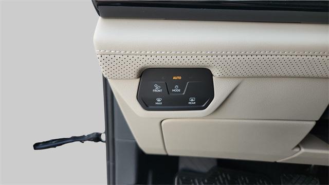 new 2026 Volkswagen Atlas car, priced at $47,486