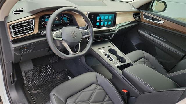 new 2025 Volkswagen Atlas car, priced at $37,585