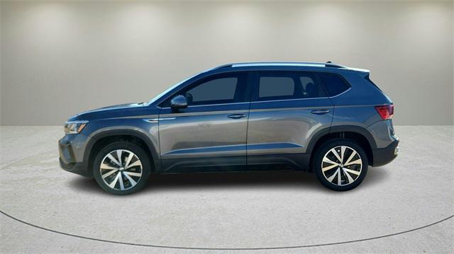 new 2024 Volkswagen Taos car, priced at $31,585