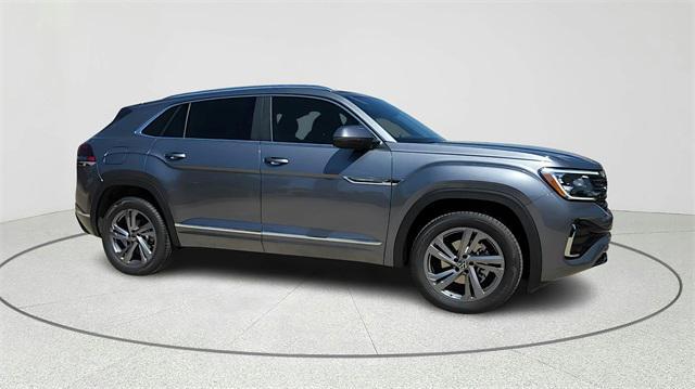 new 2024 Volkswagen Atlas Cross Sport car, priced at $46,000