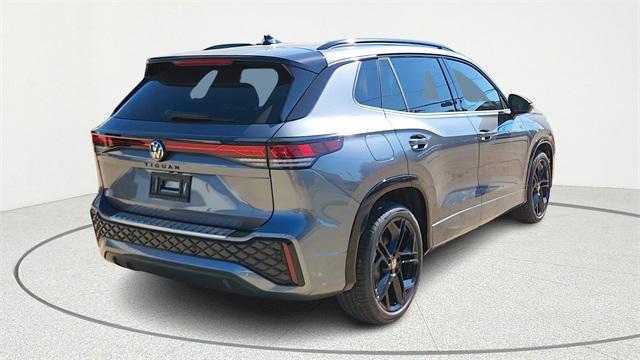 new 2025 Volkswagen Tiguan car, priced at $35,846