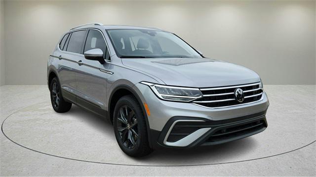 new 2024 Volkswagen Tiguan car, priced at $30,999