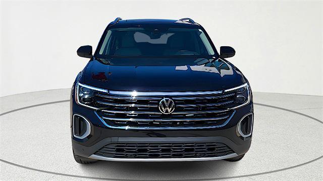 new 2025 Volkswagen Atlas car, priced at $46,170