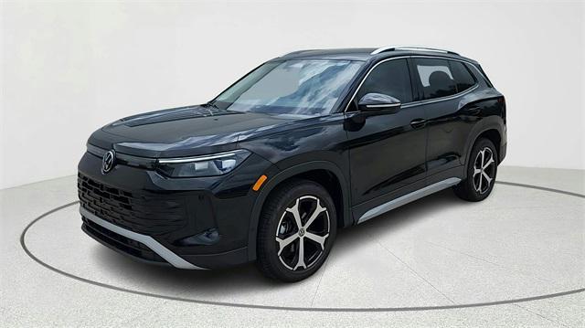 new 2025 Volkswagen Tiguan car, priced at $31,672