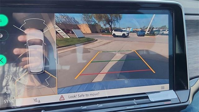 new 2025 Volkswagen Atlas car, priced at $46,878