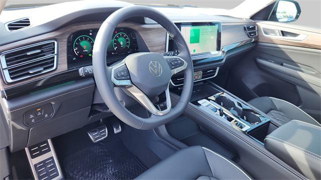 new 2025 Volkswagen Atlas car, priced at $46,878