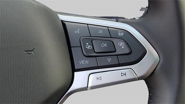 new 2025 Volkswagen Atlas car, priced at $50,833