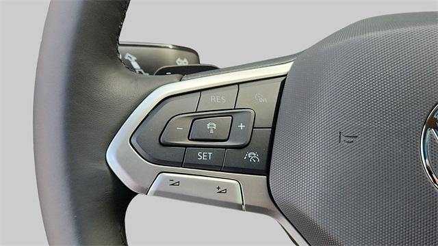 new 2025 Volkswagen Atlas car, priced at $50,833