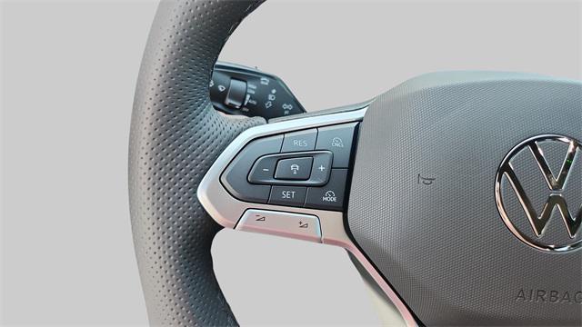 new 2025 Volkswagen Tiguan car, priced at $37,193