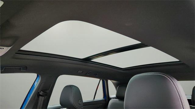 new 2024 Volkswagen Atlas Cross Sport car, priced at $43,273