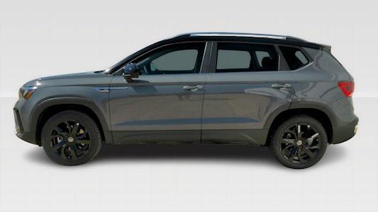new 2024 Volkswagen Tiguan car, priced at $33,285