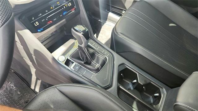 new 2024 Volkswagen Tiguan car, priced at $34,000