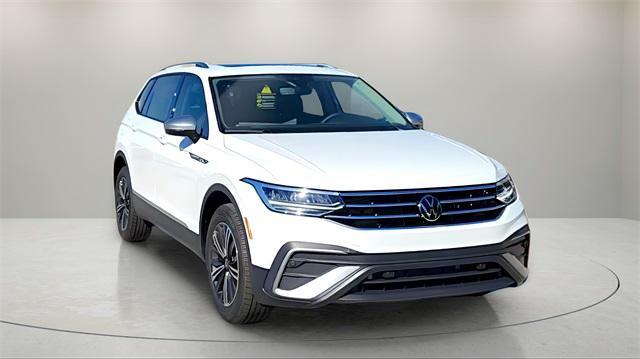 new 2024 Volkswagen Tiguan car, priced at $33,348