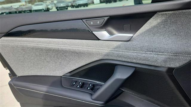 new 2025 Volkswagen Tiguan car, priced at $29,751
