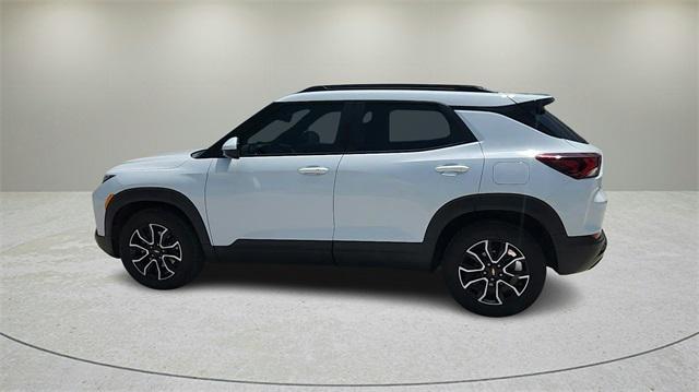 used 2023 Chevrolet TrailBlazer car, priced at $26,694