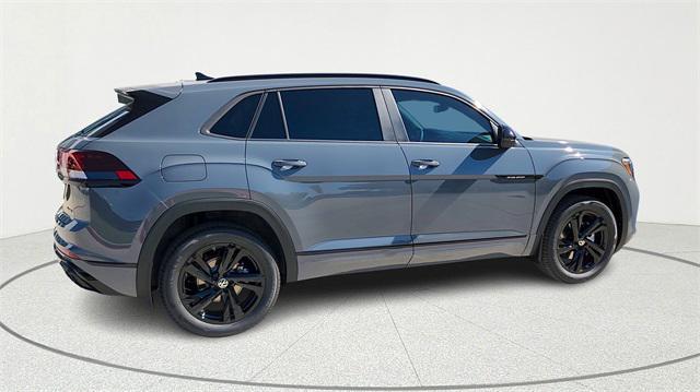 new 2026 Volkswagen Atlas Cross Sport car, priced at $52,583
