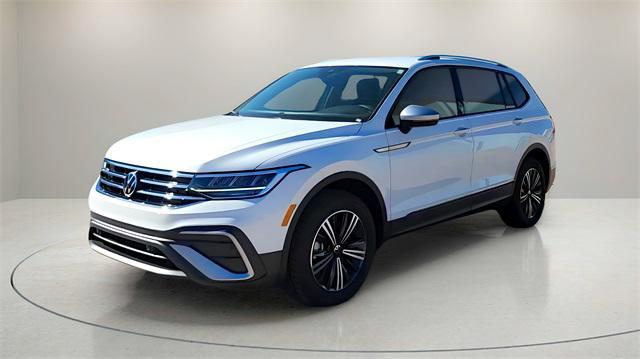 new 2024 Volkswagen Tiguan car, priced at $31,998