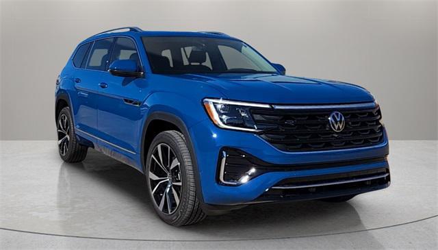 new 2025 Volkswagen Atlas car, priced at $53,555