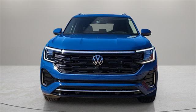 new 2025 Volkswagen Atlas car, priced at $53,555