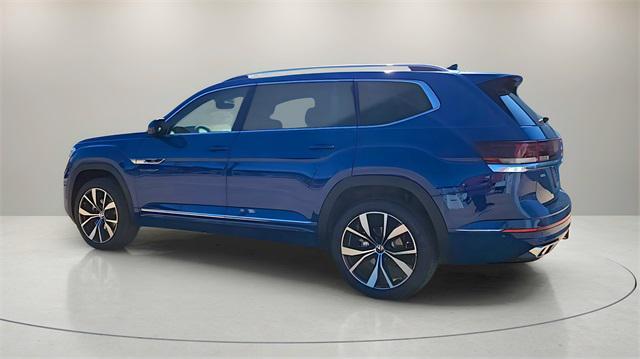 new 2025 Volkswagen Atlas car, priced at $53,555