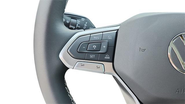 new 2025 Volkswagen Tiguan car, priced at $33,819
