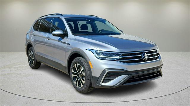 new 2024 Volkswagen Tiguan car, priced at $27,999