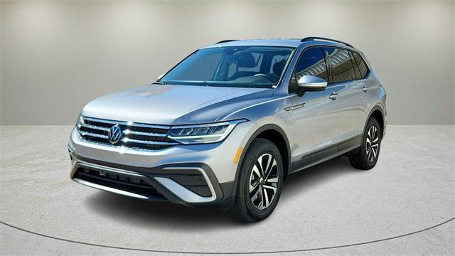 new 2024 Volkswagen Tiguan car, priced at $27,499