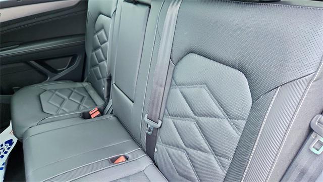 new 2025 Volkswagen Atlas Cross Sport car, priced at $43,579