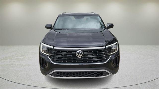 new 2025 Volkswagen Atlas Cross Sport car, priced at $43,579