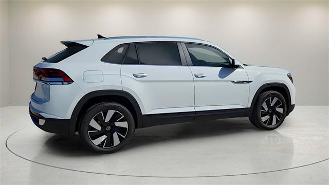 new 2025 Volkswagen Atlas Cross Sport car, priced at $42,000