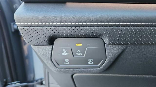 new 2026 Volkswagen Atlas Cross Sport car, priced at $52,583