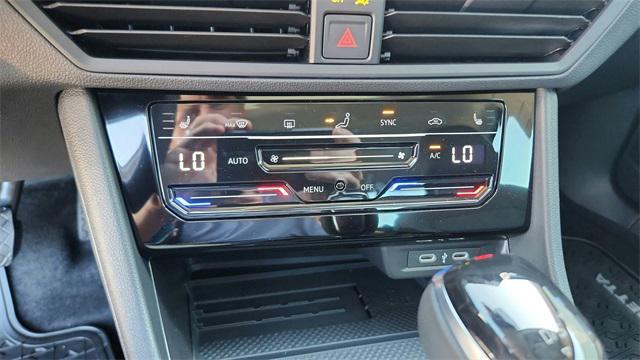 new 2025 Volkswagen Jetta car, priced at $27,104