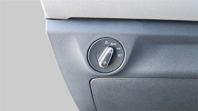 new 2025 Volkswagen Jetta car, priced at $27,104