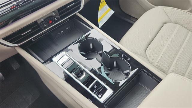 new 2025 Volkswagen Atlas car, priced at $46,607