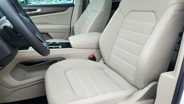new 2025 Volkswagen Atlas car, priced at $47,607